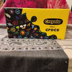 Crayola Crocs Box For C6 Toddler. Tissue Paper And Tags Included. BOX ONLY.